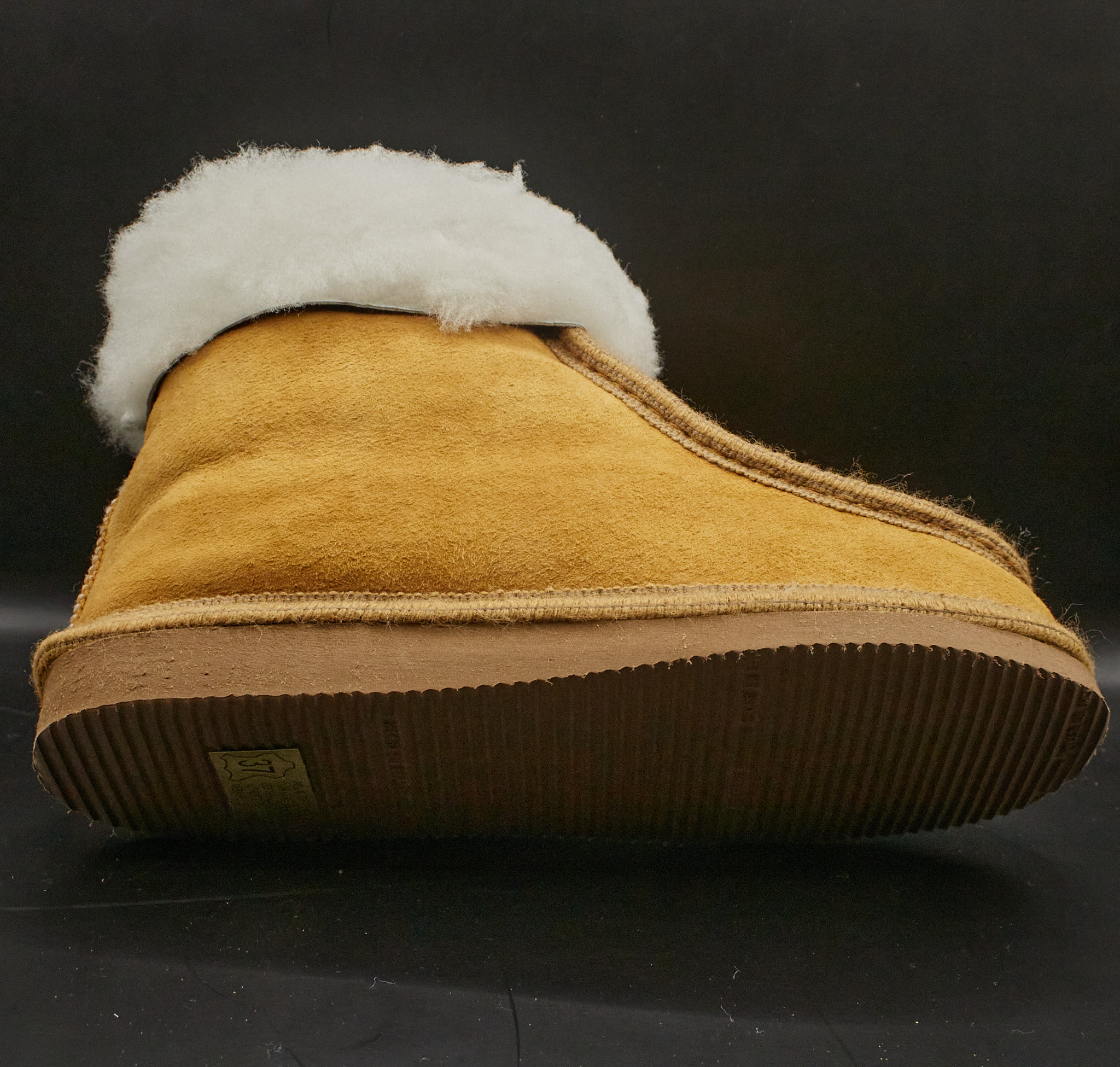 Zapatilla de cordero suela cuña microporoso con doble cinta