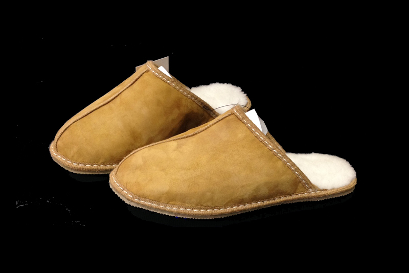 Zapatilla de cordero CRO plana