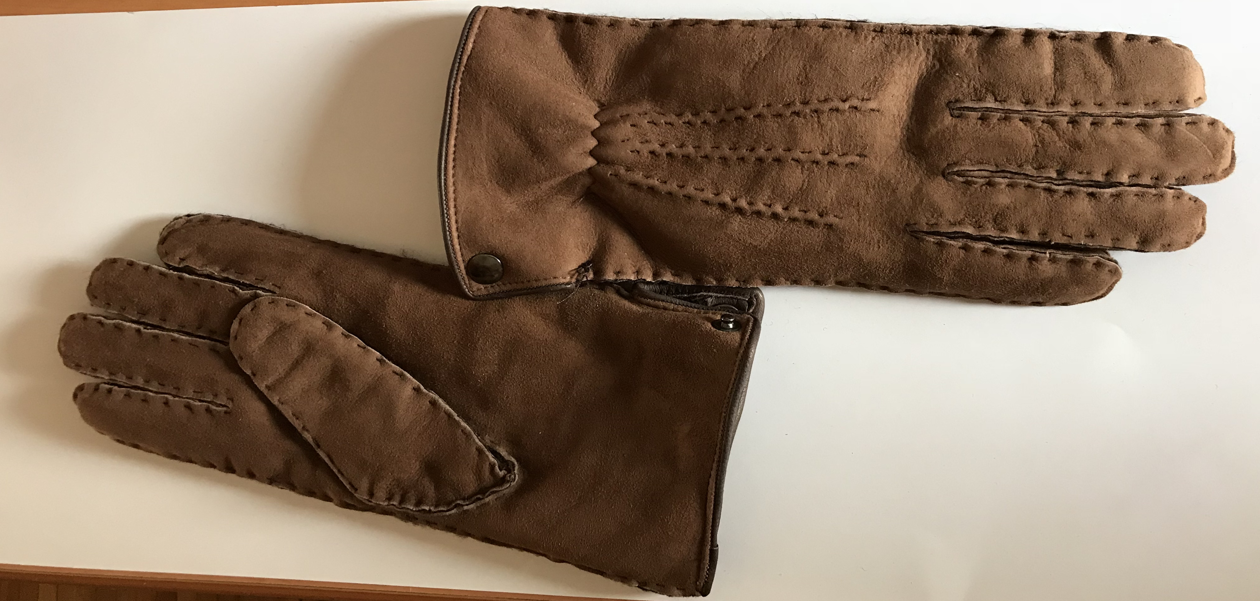 Guante con goma y corchete Marrón Oscuro